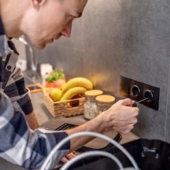 DomVNorme.ru | Как лучше расположить розетки на кухне для подключения бытовой техники